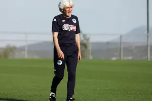 Νέες επαφές για στόπερ και χαφ ο Παναθηναϊκός