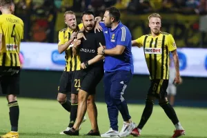 (ΒΙΝΤΕΟ) NTOY στο γήπεδο από τον πρόεδρο του Άρη!