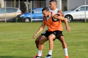 (ΦΩΤΟΣ) Απόγευμα στην Σλοβενία, αύριο φιλικό