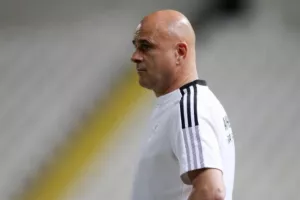 Πάει Βιέννη ο Τιμούρ 