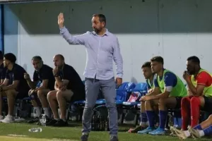 (Ενδιαφέρει ΑΕΛ) "Συγγνώμη που δεχθήκαμε γκολ, αλλά... "
