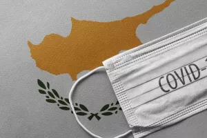 882 νέα κρούσματα σήμερα!