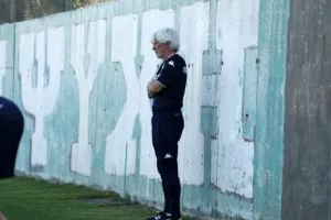 Θέλει εξτρέμ και γκολτζή ο Γιοβάνοβιτς
