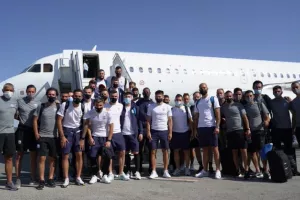 Πετάει... ο Απόλλωνας