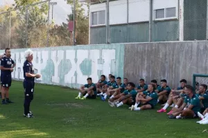 Παναθηναϊκός: Επαφές για στόπερ και χαφ