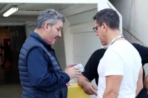 "Σας αγαπώ και σας σκέφτομαι"!!!
