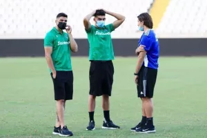 ΦΑΜΠΙΑΝΟ στα πέναλτι, το Σούπερ Καπ στην Ομόνοια! (φώτος)