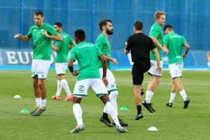(Φώτος/Βίντεο) Το ζέσταμα των ποδοσφαιριστών του Μπεργκ 