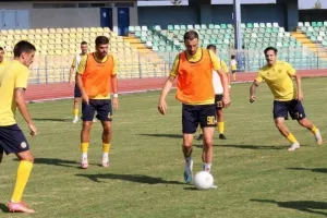 Φιλικός... συμβιβασμός (Φώτος)