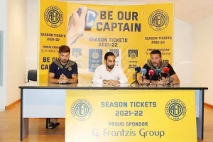 Κέρκεζ: "Όλοι θέλουν να βάζουμε πέντε από το πρώτο φιλικό, δεν είναι λογικό!"