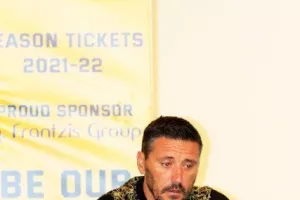 Κέρκεζ: "Όλοι θέλουν να βάζουμε πέντε από το πρώτο φιλικό, δεν είναι λογικό!"