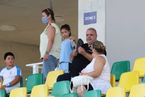 ΦΩΤΟΡΕΠΟΡΤΑΖ από τoν κόσμο στην ΑΡΕΝΑ...