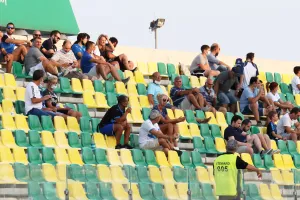 ΦΩΤΟΡΕΠΟΡΤΑΖ από τoν κόσμο στην ΑΡΕΝΑ...