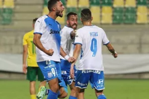 Πλήρωσε τα λάθη με τριάρα και τώρα... τρέχει (φώτος)