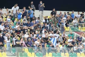 Πλήρωσε τα λάθη με τριάρα και τώρα... τρέχει (φώτος)