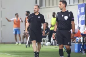 Πλήρωσε τα λάθη με τριάρα και τώρα... τρέχει (φώτος)