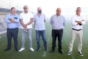 Πλούσιο φωτορεπορτάζ/Νέοι και παλιοί... φορτσάρουν!