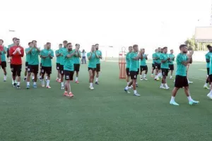 Πλούσιο φωτορεπορτάζ/Νέοι και παλιοί... φορτσάρουν!