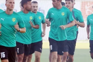 Πλούσιο φωτορεπορτάζ/Νέοι και παλιοί... φορτσάρουν!