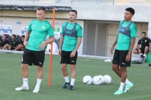 Πλούσιο φωτορεπορτάζ/Νέοι και παλιοί... φορτσάρουν!