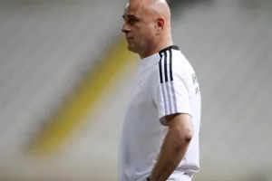 ΦΑΜΠΙΑΝΟ στα πέναλτι, το Σούπερ Καπ στην Ομόνοια! (φώτος)