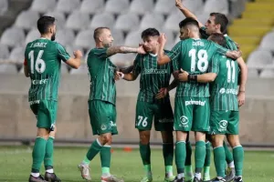 ΦΑΜΠΙΑΝΟ στα πέναλτι, το Σούπερ Καπ στην Ομόνοια! (φώτος)