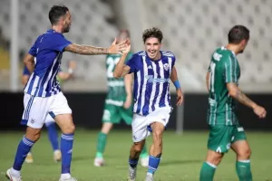 ΦΑΜΠΙΑΝΟ στα πέναλτι, το Σούπερ Καπ στην Ομόνοια! (φώτος)