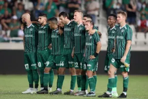 ΦΑΜΠΙΑΝΟ στα πέναλτι, το Σούπερ Καπ στην Ομόνοια! (φώτος)