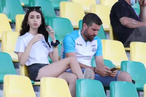 ΦΩΤΟΡΕΠΟΡΤΑΖ από τoν κόσμο στην ΑΡΕΝΑ...