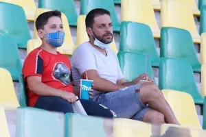 Πλήρωσε τα λάθη με τριάρα και τώρα... τρέχει (φώτος)