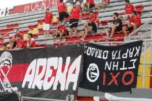 Εν μέσω αποθέωσης η ανοικτή προπόνηση της Νέας Σαλαμίνας (βίντεο/φώτος) 