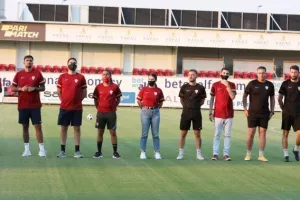 Εν μέσω αποθέωσης η ανοικτή προπόνηση της Νέας Σαλαμίνας (βίντεο/φώτος) 