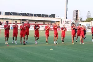 Εν μέσω αποθέωσης η ανοικτή προπόνηση της Νέας Σαλαμίνας (βίντεο/φώτος) 