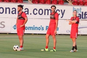 Εν μέσω αποθέωσης η ανοικτή προπόνηση της Νέας Σαλαμίνας (βίντεο/φώτος) 