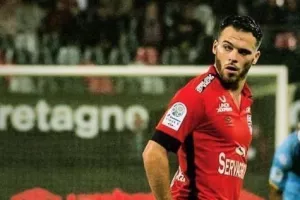 ΟΡΙΣΤΙΚO: "Λέοντας" ο Bryan Pele!