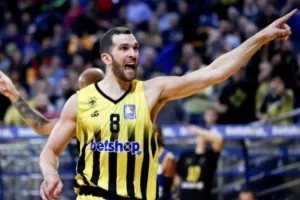 «Θα ήθελα να επιστρέψω στην Ελλάδα, αγαπώ τη Θεσσαλονίκη»