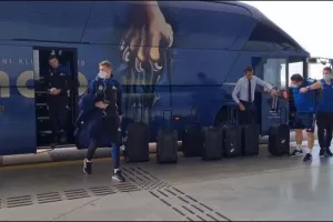 Ντιναμό / Έτοιμη... για Ισλανδία (Βίντεο)