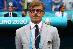 Ο βοηθός του Mancini και η... Κύπρος! (Φώτο)