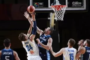 Χωρίς την "επίσημη αγαπημένη"