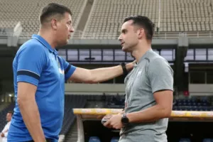 Σκέμπρι για το... συναπάντημα με Βλάνταν