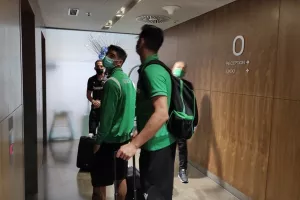 Άφιξη στο ξενοδοχείο (Φώτος/Βίντεο)