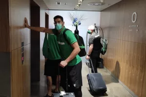 Άφιξη στο ξενοδοχείο (Φώτος/Βίντεο)