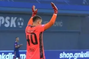 (Αντίπαλος Ομόνοιας) ΓΚΕΛΑ ολκής από τον κήπερ! (βίντεο)