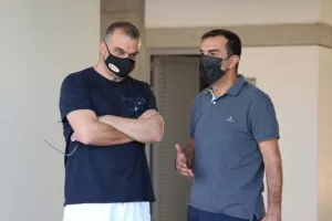 Ξεμούδιασμα... με Ολατούντζι! (Φώτος)