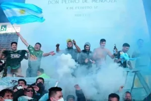Ξεχύθηκαν στους δρόμους οι Αργεντίνοι για το τρόπαιο (φώτος)