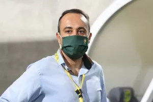 "Ένα ακραίο επιθετικό και βλέπουμε"