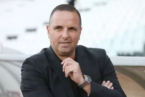 Μπεν Σιμόν/ΑΕΛ