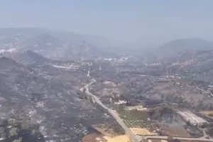 (Bίντεο) Από αέρος το καμένο τοπίο