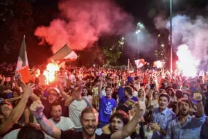 «Πάρτι» σε Μιλάνο και Ρώμη (φώτος/βίντεο)