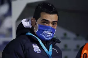Φανούριος: “Ψάχνουμε δύο κεντρικούς αμυντικούς” (Τι ισχύει με Ρομπέρζ, Αμινί)
